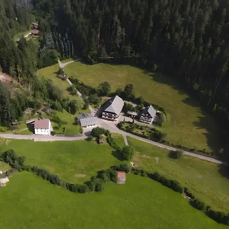 Bauernhof Waldbauernhof *