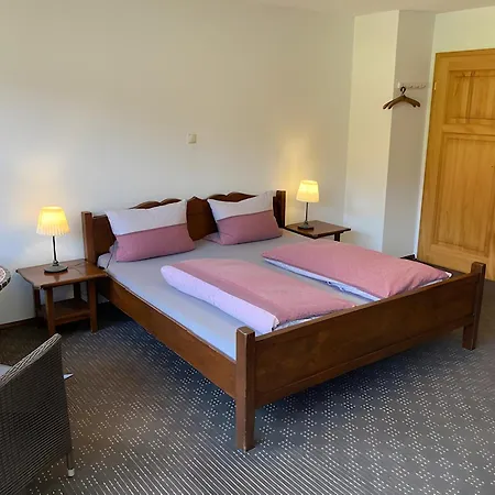 Waldbauernhof Bauernhof